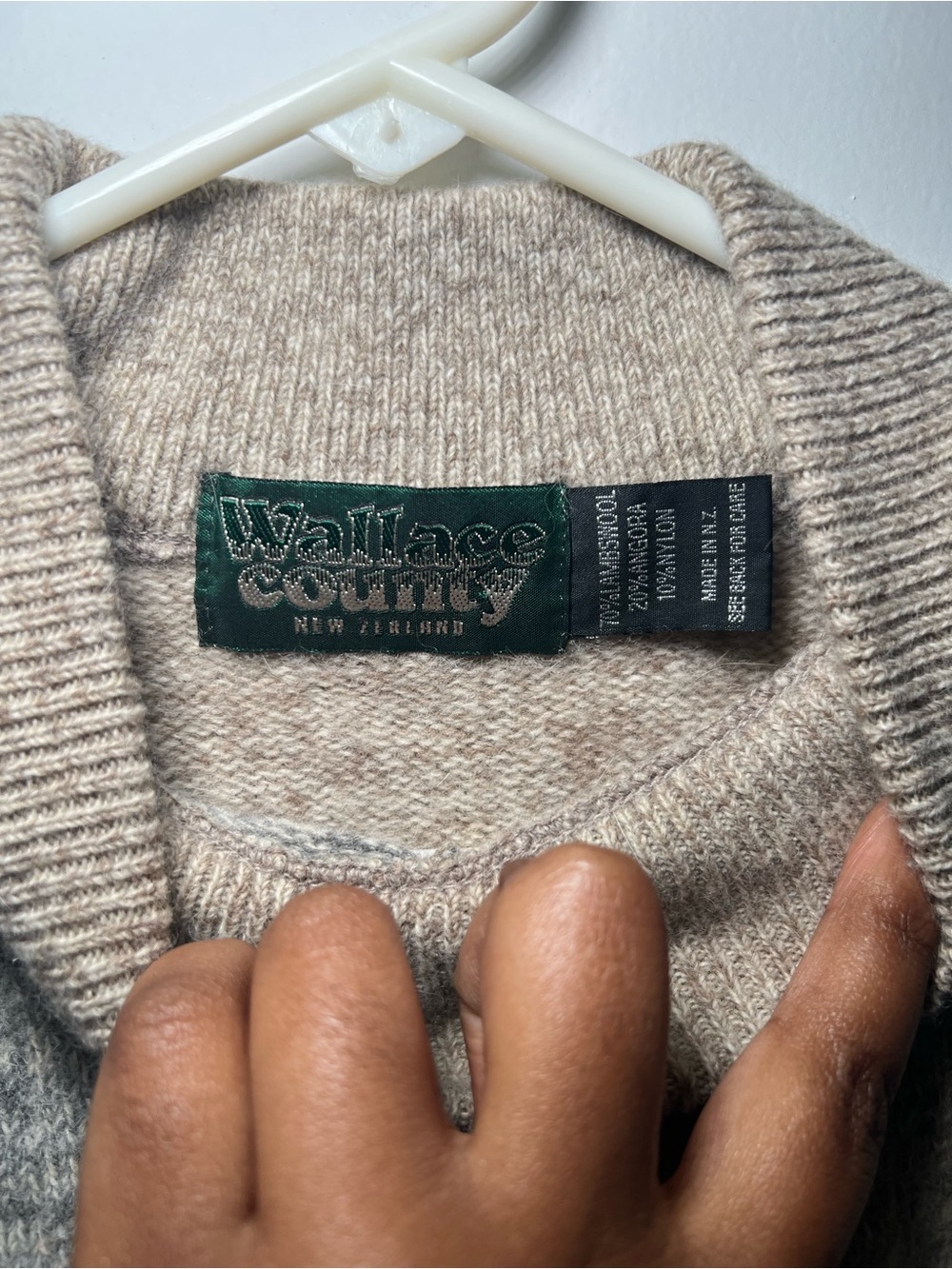 Wallace Country New Zealand Wool Angora Patchwork Sweater Large Beige Gray - Picture 5 of 7